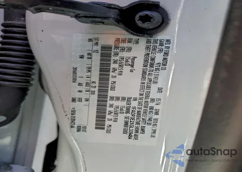 2016 Ford Focus S z USA, uszkodzony, nr VIN 1FADP3E2XGL339484